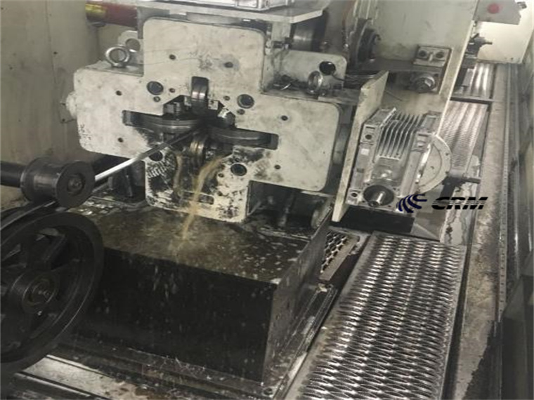 Turks heads Machines, also known as 4 hi rolling mills, Because its main structure is composed of 4 rollers combined together, Turks heads are used to form round metal materials into flats, squares, rectangles, wedges, and special shapes.